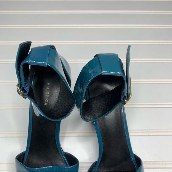 Via Spiga Blue Patent Leather Sandals - Picture 3 of 10